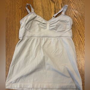 Nursing tank